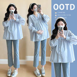 2025新款孕妇长袖V领条纹宽松娃娃衫上衣可哺乳