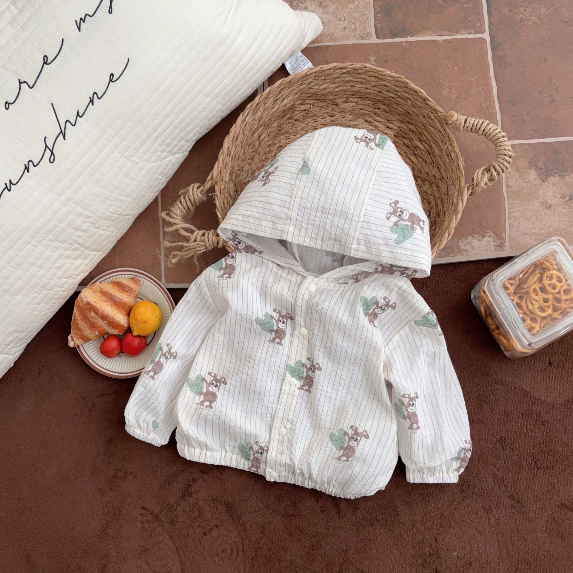 Ropa de verano para niños 2025 Youhe nuevo traje de bebé coreano para niños traje delgado de tres piezas de tratamiento suave