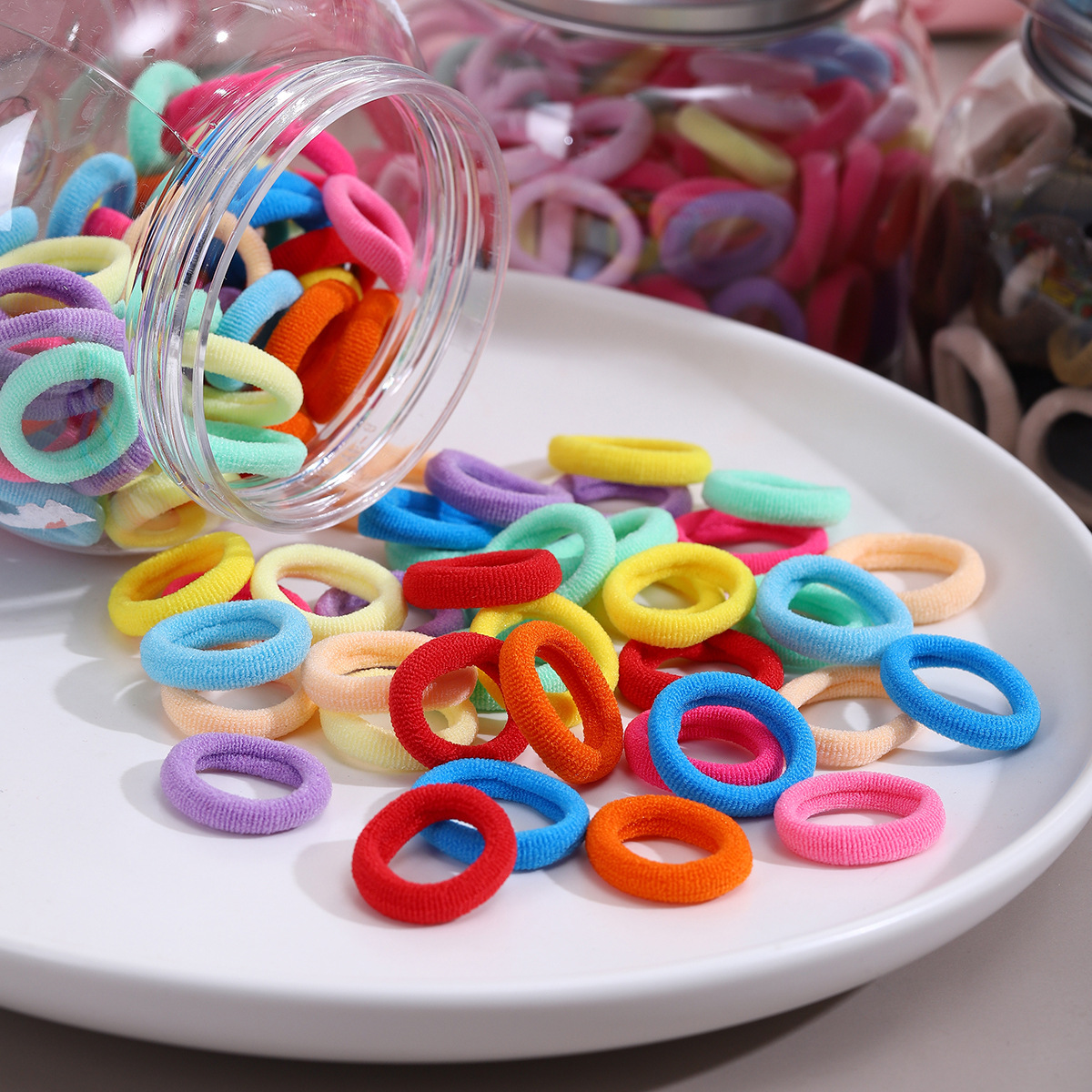 Los anillos para el cabello de los niños no dañan el cabello, los anillos de toalla para bebés, las chicas lindas, las bandas elásticas de los pulgares de color caramelo, los sombreros de cuerda para atar el cabello