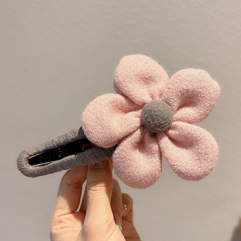 Horquilla de flores de felpa de otoño e invierno, clip de agarre de temperamento de alto nivel femenino