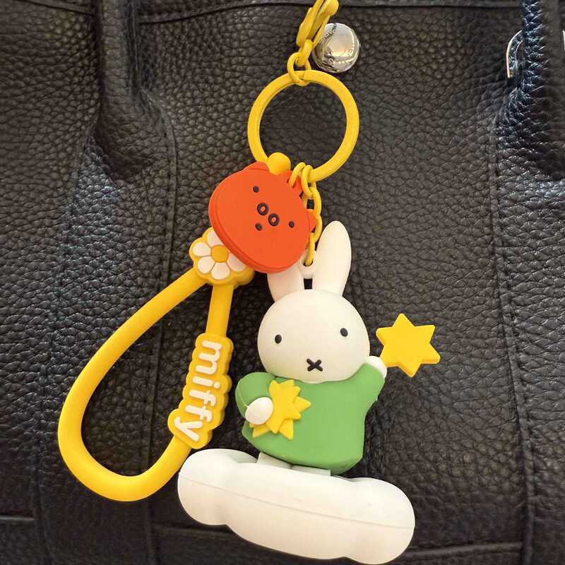 ミッフィー本物のキーホルダーラブブキーホルダースクールバッグペンダント漫画絶妙なペンダントギフト|undefined