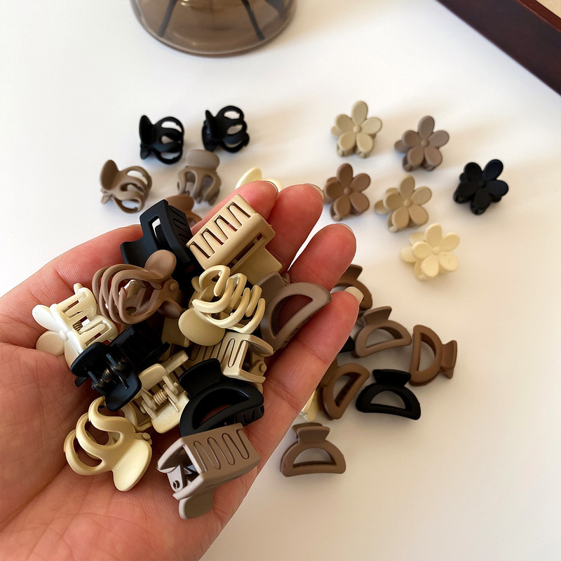 Brown Mini Hair Clip for Girls, Princess Bangs Clip, Cute Korean Hair Accessory Hairpin