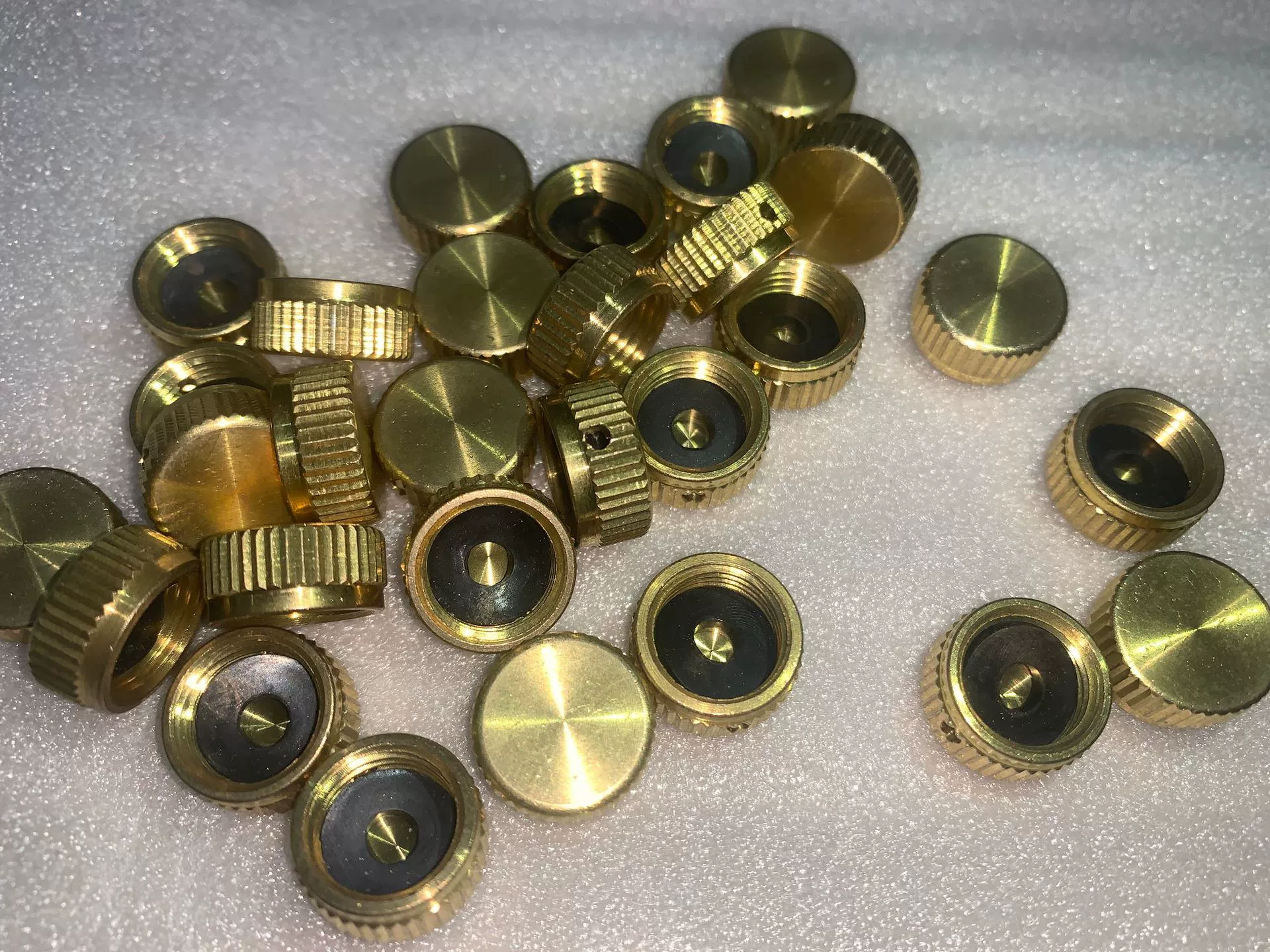 Автоматические Крышки Выпускного Клапана Автоматический Выпускной Клапан Направляющая Сопло Выпускной Клапан Латунный Штуцер Штепсельной Вилки