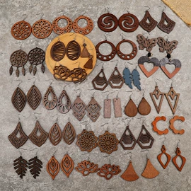 耳钉;耳环;耳夹