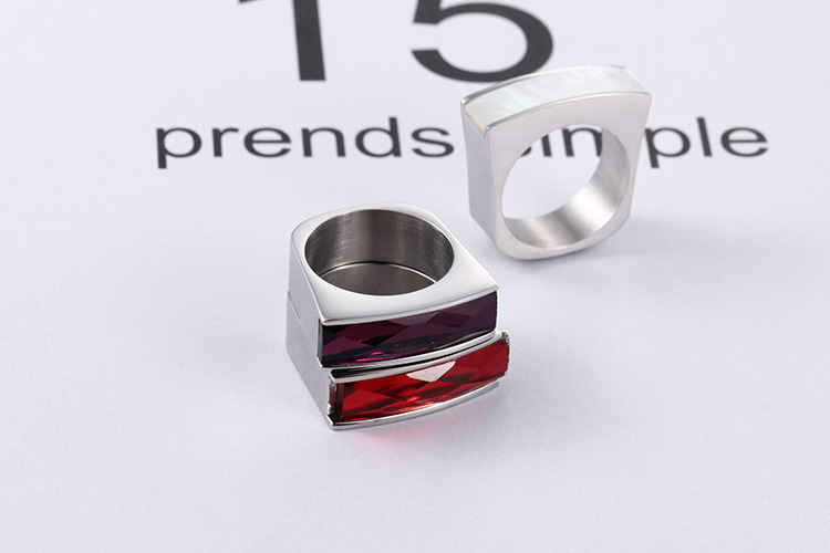 Nuevo anillo de cristal rectangular de acero de titanio popular europeo y americanopicture5