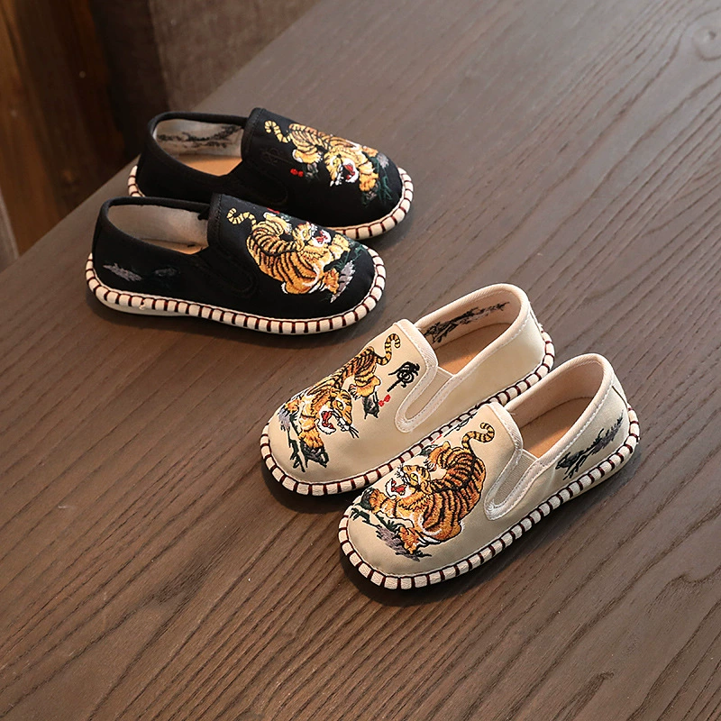 2022 новая обувь Hanfu детская обувь с вышивкой для мальчиков древняя китайская обувь в китайском стиле старый Пекин Тканевая обувь ручной работы