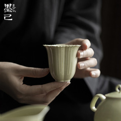 墨己緑釉薬花口主人杯カンフー茶器家庭用模造宋五弁花品茗杯陶磁器家庭用聞香杯