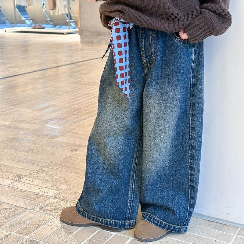 Demi-season retro jeans for men and women