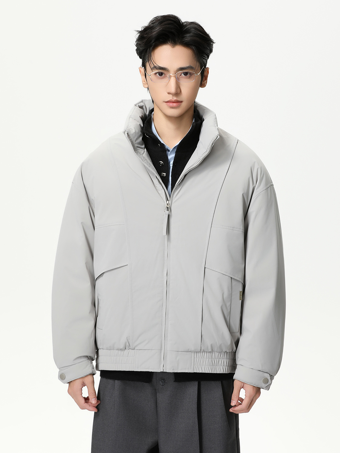 MTLCLOTHES Hombres| Color sólido confortable y cálido, viento simple, 90% blanco, chaqueta de plumón de cuello vertical.