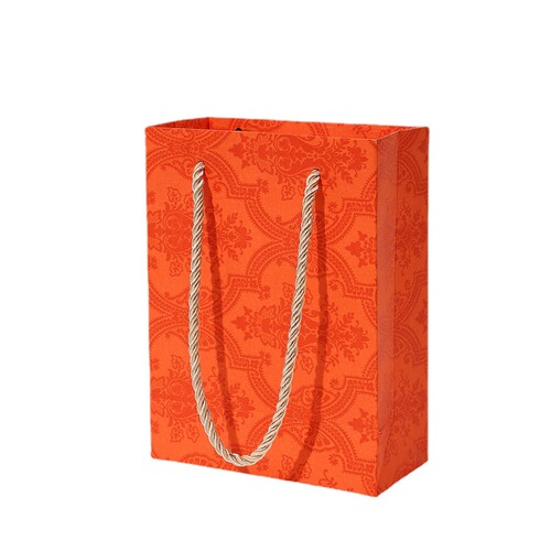 New trendy small fresh handbag, small perfume lipstick necklace bracelet gift box, factory can wholesale