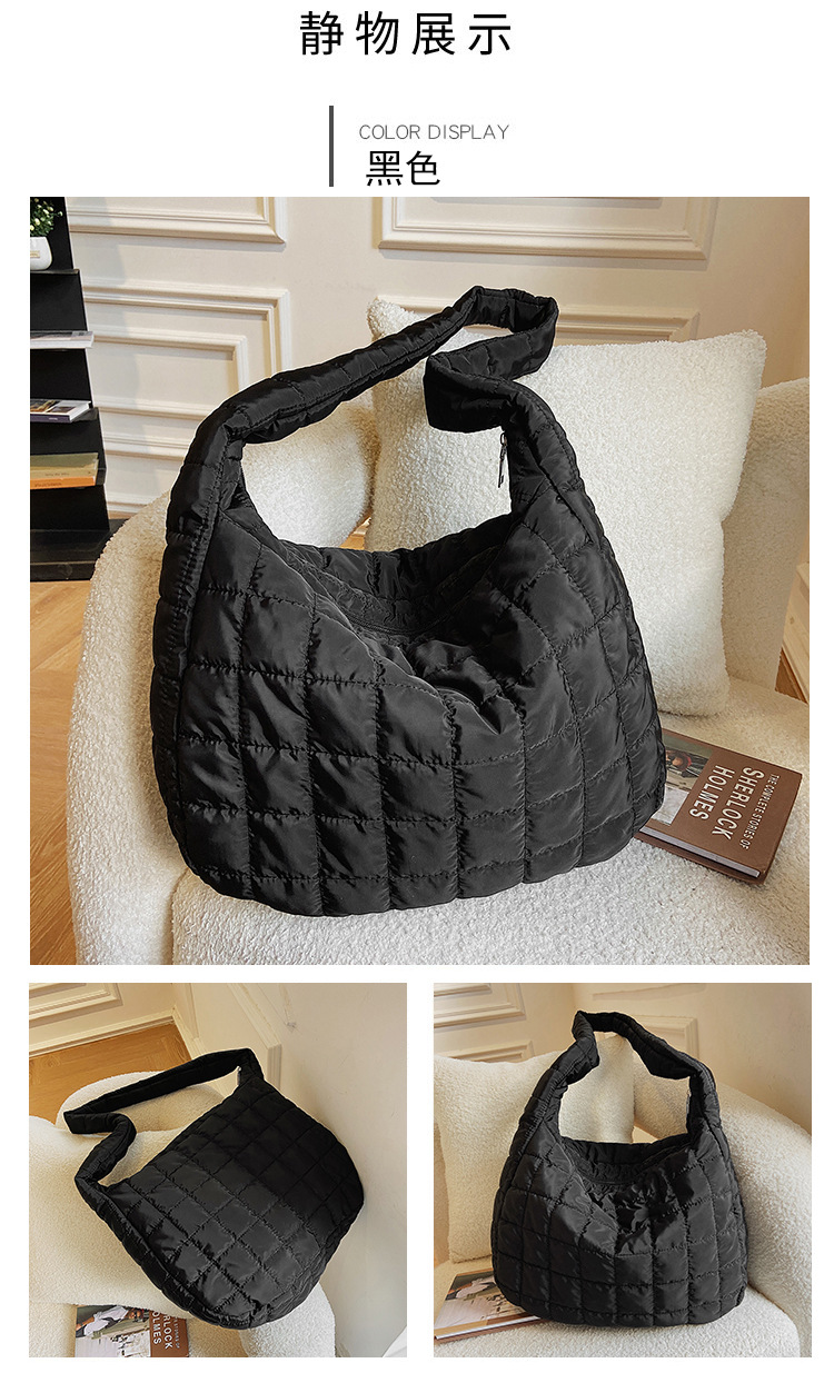 Winter Large-capacity Bag 2021 New Trendy Fashion Simple Lattice Shoulder Tote Bag display picture 2