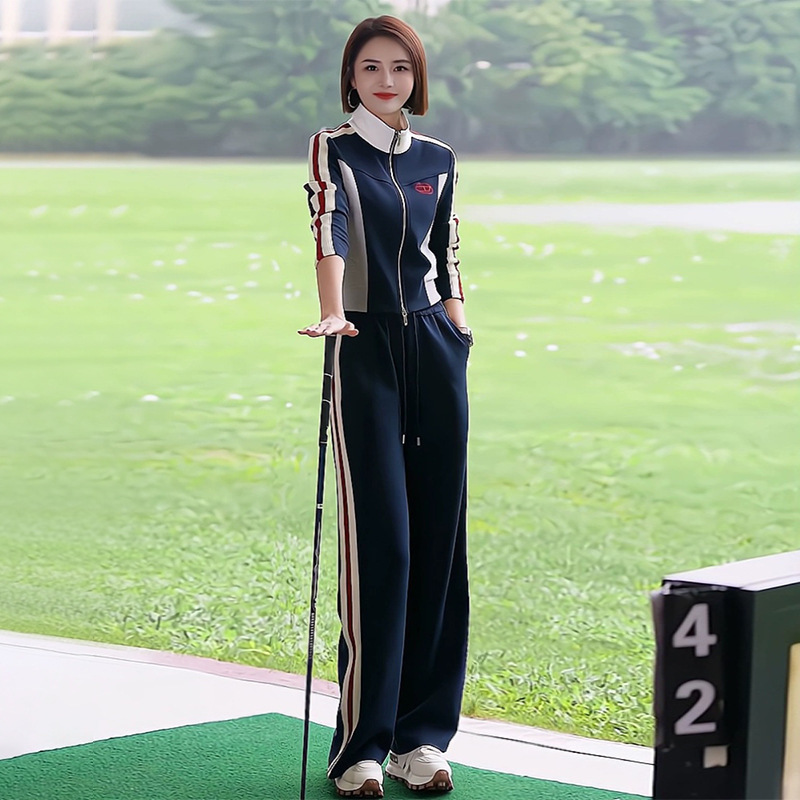 Not fleece-lined blue suit