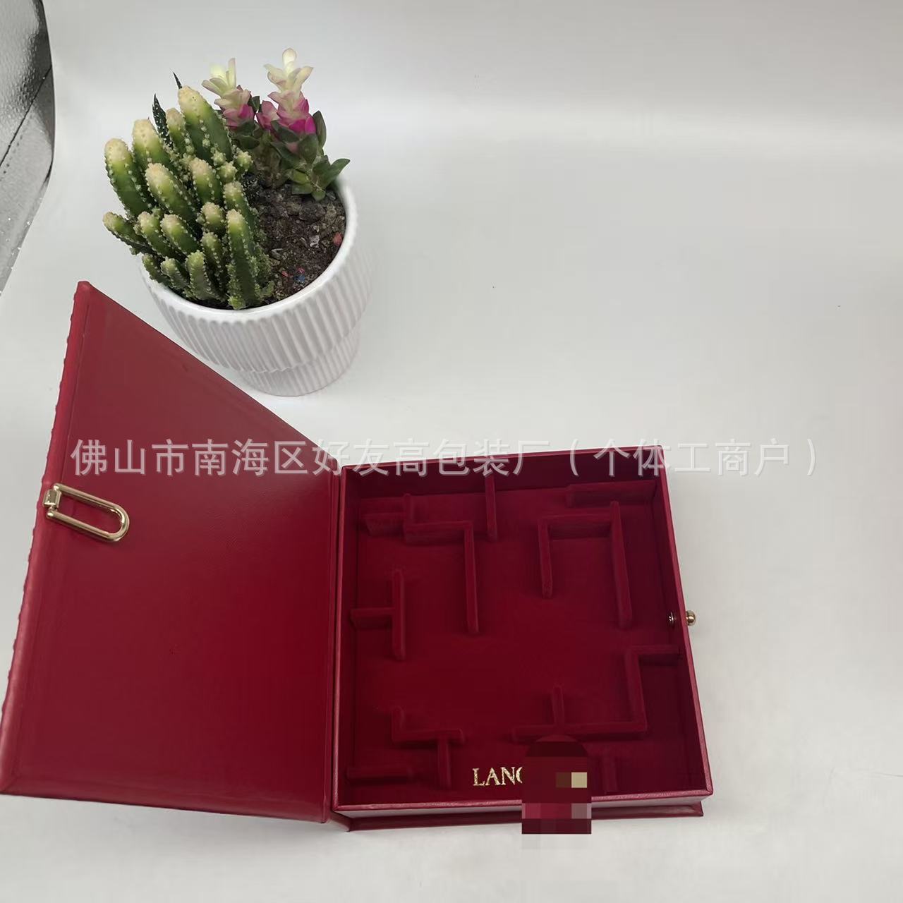 선물 상자 3개 14*14*5; 재고 있음