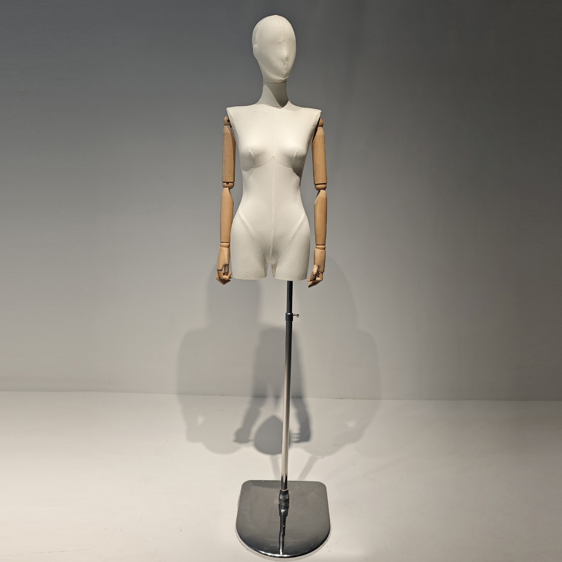Modelo de hombro plano de piernas divididas estante de exhibición de ropa tienda de ventanas maniquí plataforma de cinco caras modelo de cabeza modelo de vestido de boda accesorios femeninos