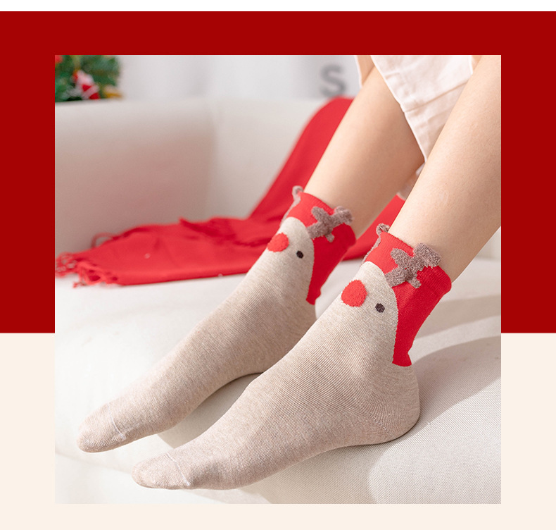 Women's Fashion Santa Claus Fox Polyester Blending Jacquard Crew Socks 1 Set display picture 1
