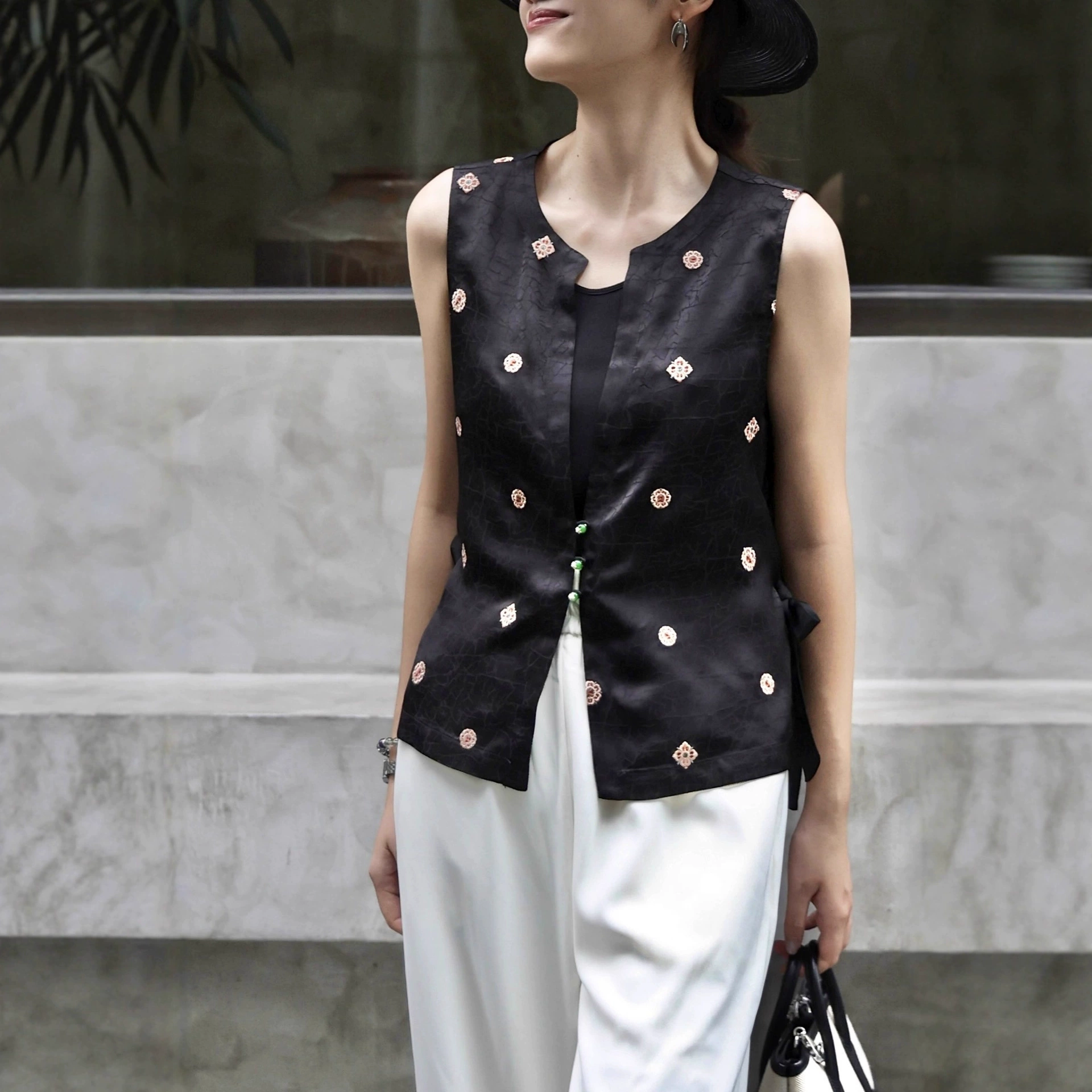 南油新中式国风刺绣人丝香云纱马甲简约复古时尚气质改良唐装马夹