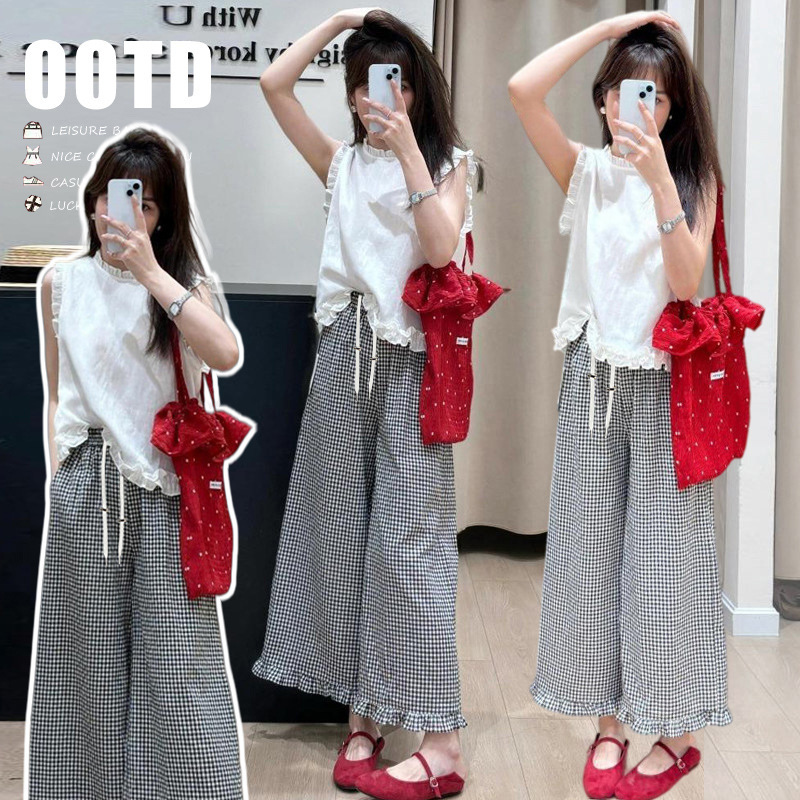 Summer Playful and Youthful Style, Slimming and Trendy Maternity Wear with Stylish Design and High Aesthetic Appeal, Two-Piece Set Summer Playful and Youthful Style, Slimming and Trendy Maternity Wear with Stylish Design and High Aesthetic Appeal, Two-Piece Set