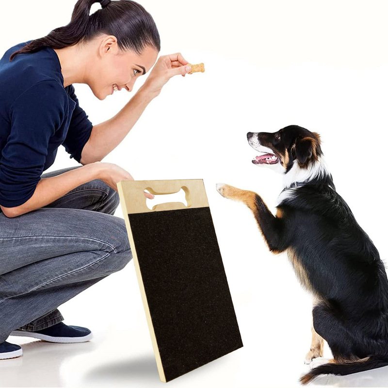 Cross-border pet supplies creative dog scratch board wooden dog nail scraping sandpaper wear-resistant non-dandruff dog scratch board nail grinding