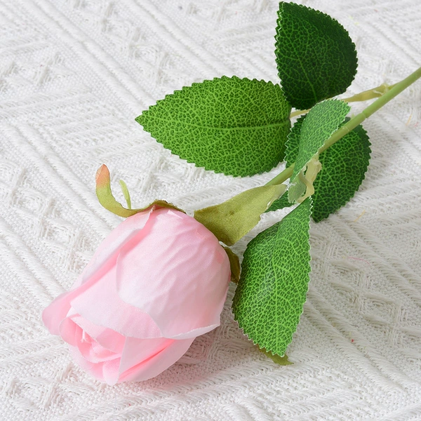 Rose bud (pink)
