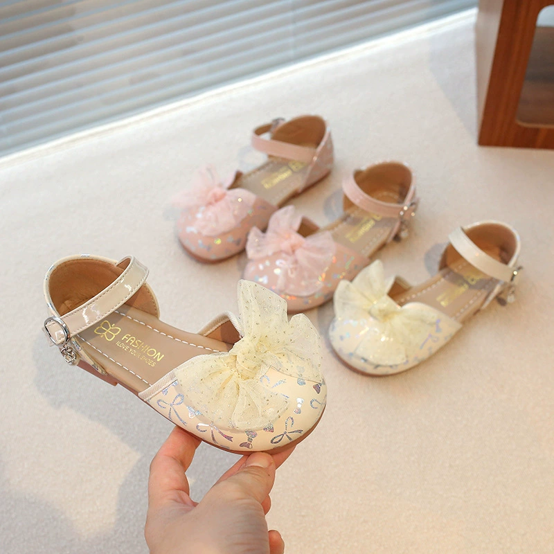 Сандалии для девочек Баотоу 2025 лето новая детская обувь маленькая девочка супер красивый бант модные римские сандалии