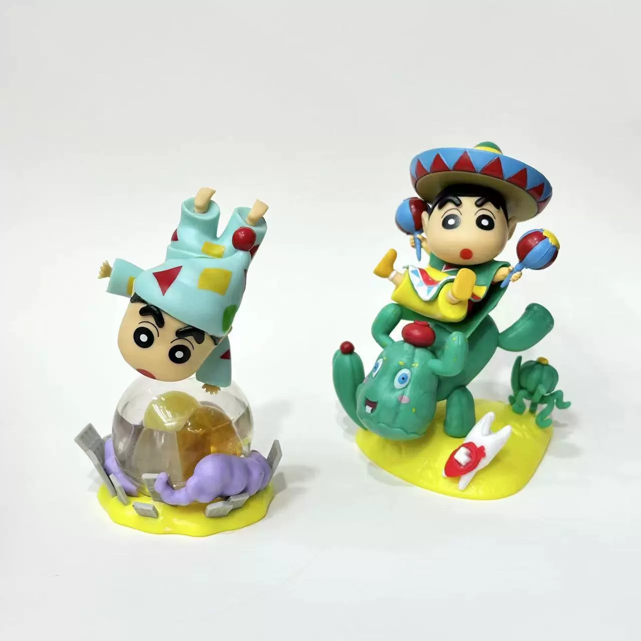 Classic crayons, space cute minifigure, cactus