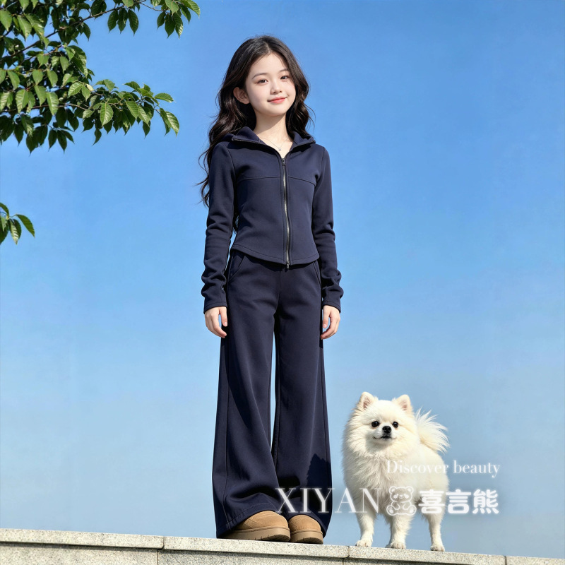 Super stylish girls' autumn outfit 2026 new model, teenage girls' sportswear for spring and autumn, trendy big girl clothing Super stylish girls' autumn outfit 2026 new model, teenage girls' sportswear for spring and autumn, trendy big girl clothing