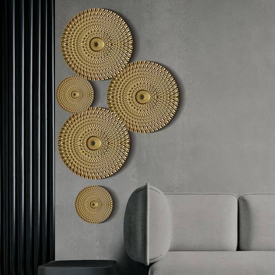 Light Luxury Golden Disc Iron Wall Wall hanging Room Decoration Wall hanging Home Furnishing Metal Pendant