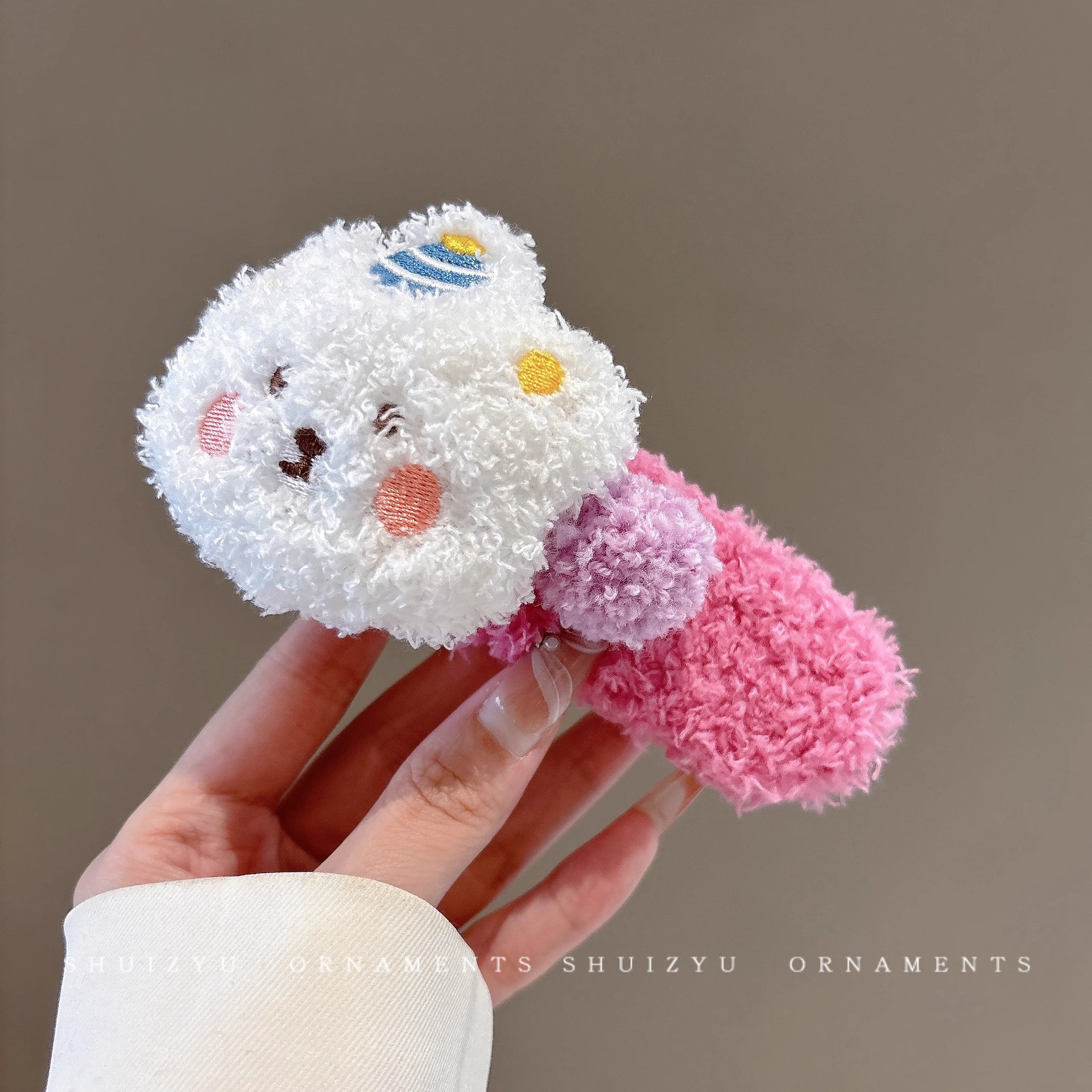 Pinzas para el pelo con forma de moño de felpa para otoño e invierno para mujer, pinzas versátiles tipo pico de pato para cabello grueso, lindas horquillas con forma de oso, accesorios para el cabello.