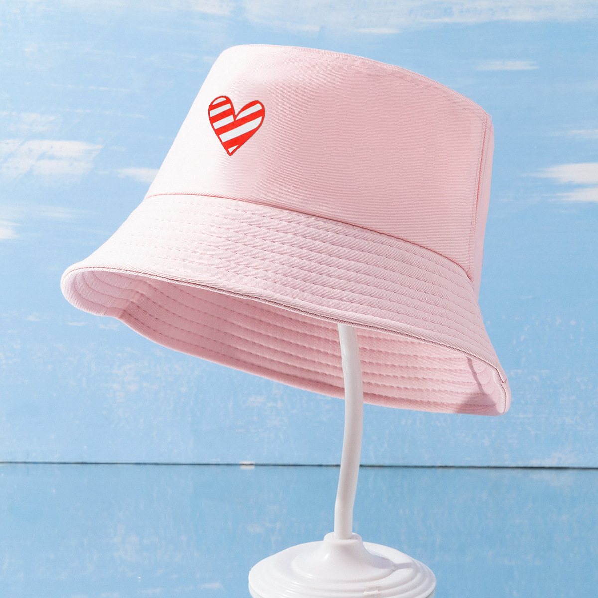 128g Weight Bucket Hat Hats Type Daily Occasion Cotton Material Heart Shape Pattern All Seasons Season Women'S Gender Heart Design Simple Style Style Wide Eaves Rim Women's Simple Style Heart Shape Heart Wide Eaves Bucket Hat 5