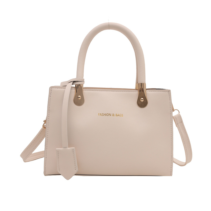 Bolso de mano para mujeres 2024 nueva moda de invierno para viajar bolso cuadrado bolso especial de aire extranjero bolso de hombro simple de viento