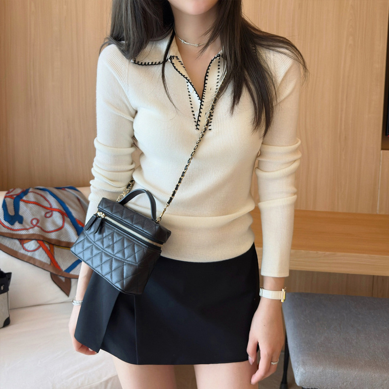 In Stock 2025 Autumn and Winter New Style Elegant Fine Wool Knit Sweater Practical Slimming Commuter V-Neck Thin Top