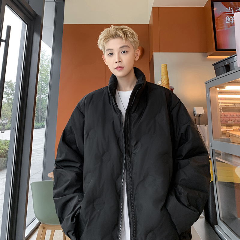 검은색