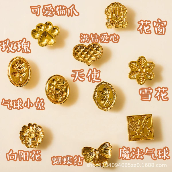 Ten seal heads of aliens series