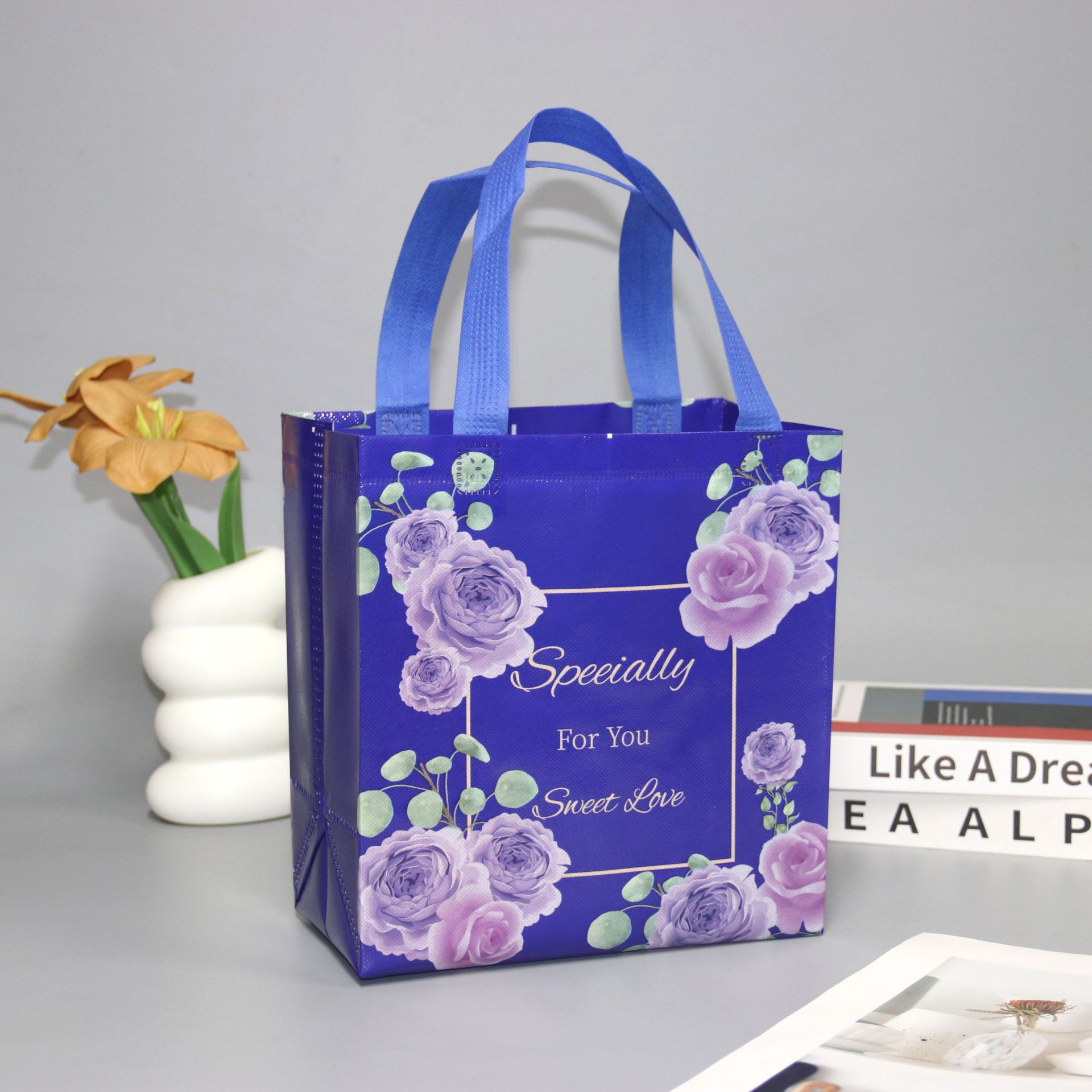 Bolsas de mano no tejidas personalizadas bolsas de compras de color ecológicas bolsas tridimensionales de publicidad corporativa personalizadas