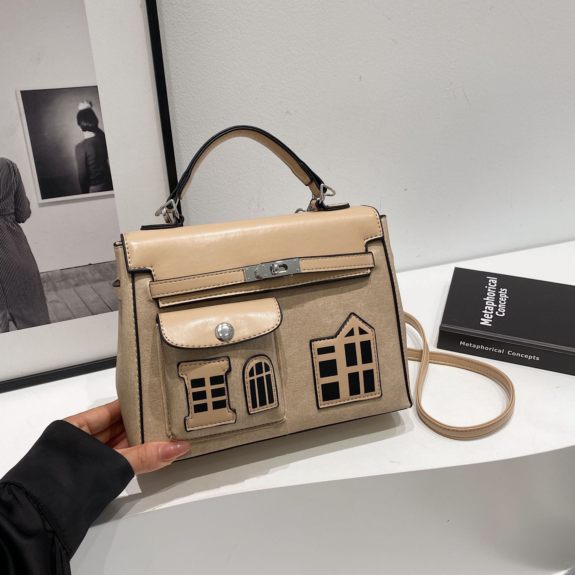 Comercio exterior transfronterizo nuevo bolso Kelly portátil textura femenina bolso cuadrado pequeño de un solo hombro práctico bolso de moda de mensajero de todo fósforo