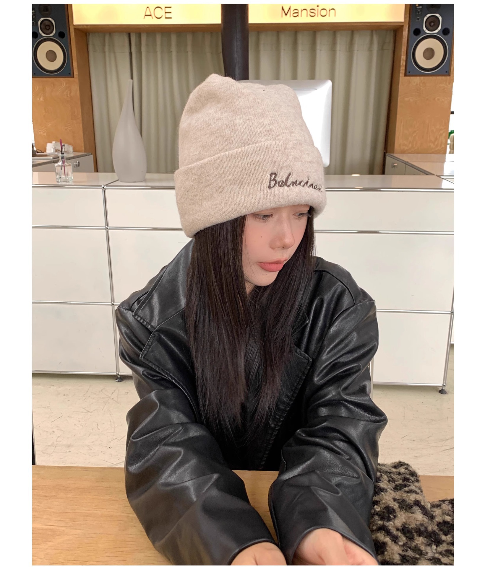 Embroidered Knitted Beanie Hat For Women Warm Wool Blend Winter Cap_voghion.com