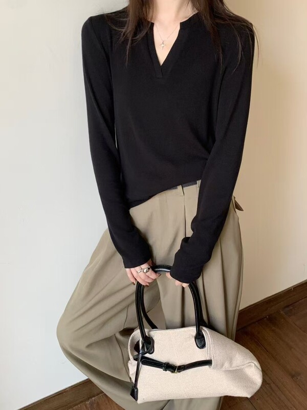 v领德绒羊毛打底上衣女2025年秋季新款纯色修身内搭高级感长袖T恤|undefined