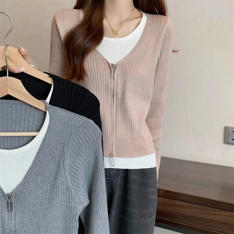 Ретро-свитер с длинными рукавами и контрастной молнией для женщин, весенне-осенний новый дизайн, нишевый утягивающий топ из двух частей