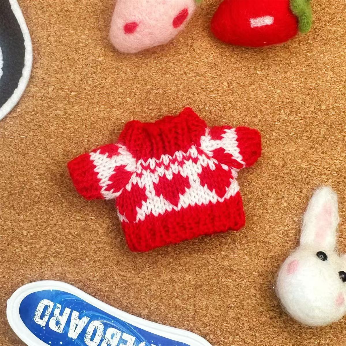 빨간색 + 흰색 스웨터