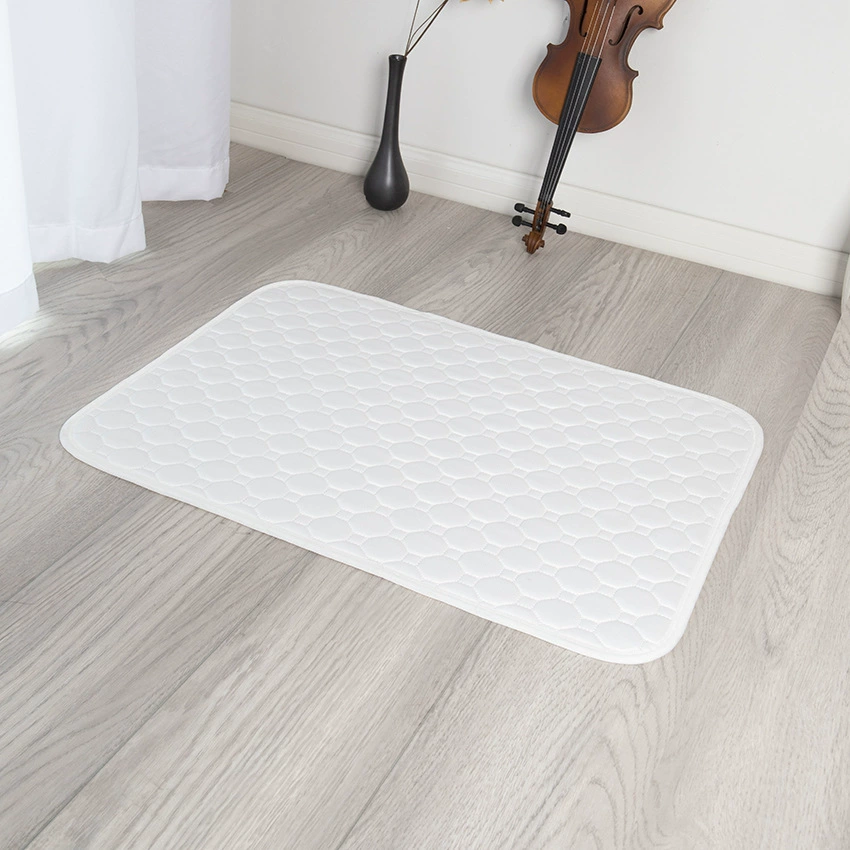 Amazon моющийся белый коврик для подгузников для домашних животных нескользящий коврик для домашних собак, Четырехслойный водонепроницаемый коврик для подгузников для домашних животных из ТПУ