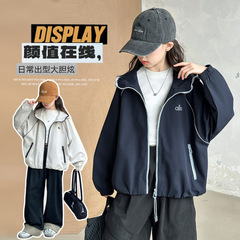 女童春秋款休闲运动连帽冲锋衣外套中大童女孩洋气时髦儿童秋装潮