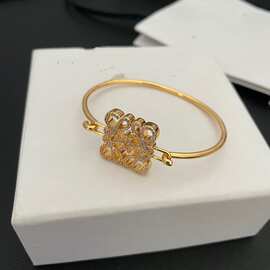 小众新款高级感手链黄铜镀金锆石水晶简约个性风镶钻手环经典手镯