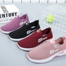 2025春季新款飞织老北京布鞋子女外贸地摊跑步健步鞋休闲运动鞋女