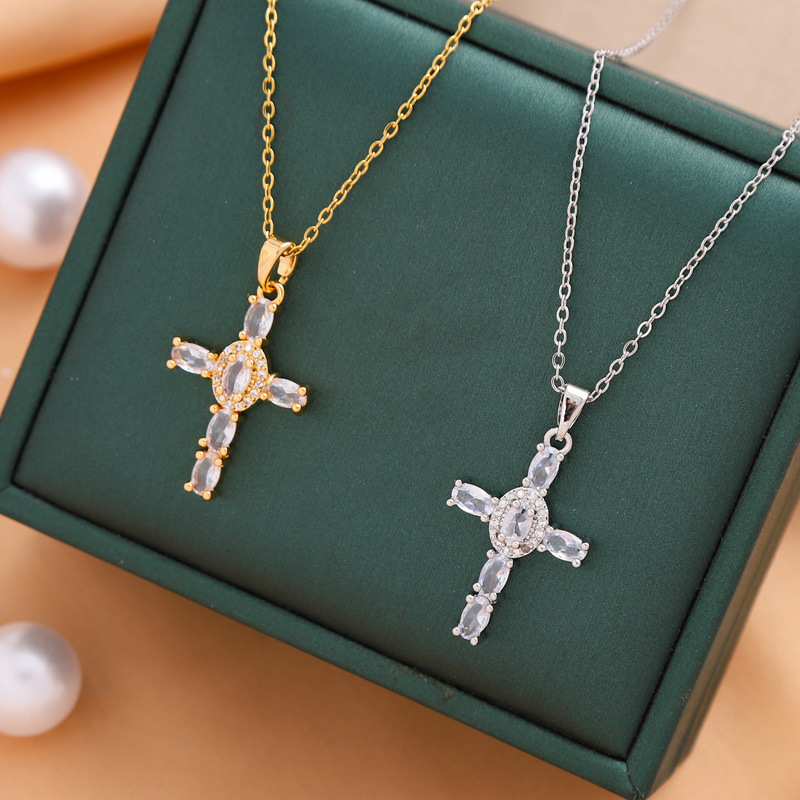 Titanium Steel Casual Simple Style Cross Plating Pendant Necklace display picture 4