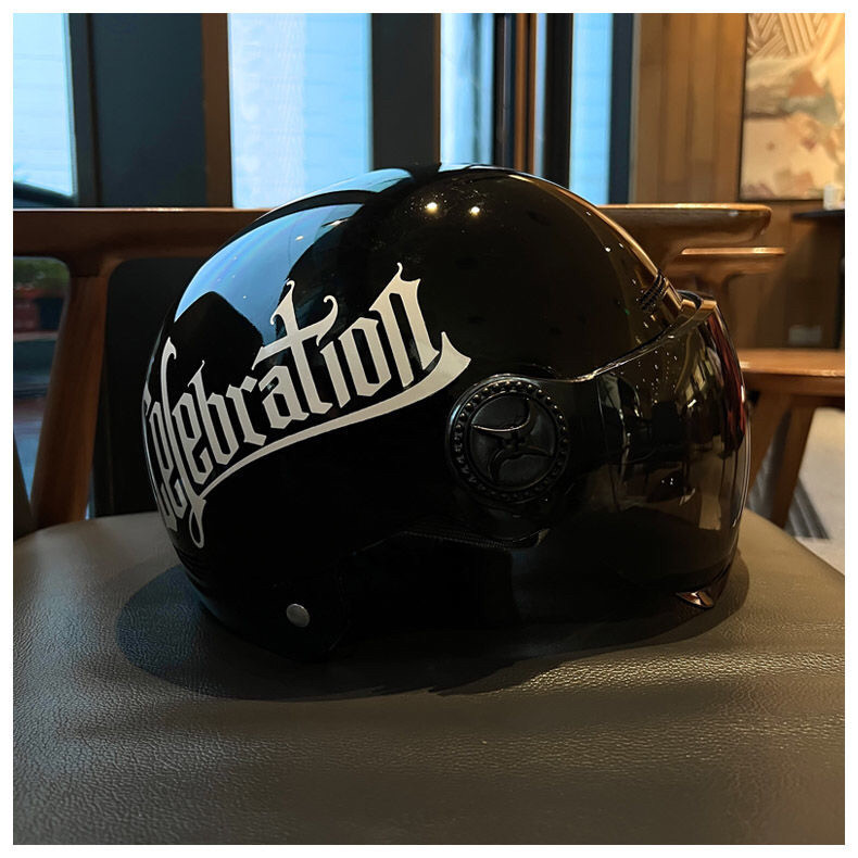 Newly certified safety helmet for electric motorcycles and scooters, suitable for men and women in all seasons, summer safety helmet, national standard, sun protection half helmet