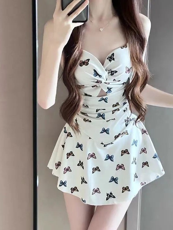 2025 nuevo trajes de baño de eslingas unidas niñas conservadoras cubren la piel delgada trajes de baño de impresión de mariposa estudiantes