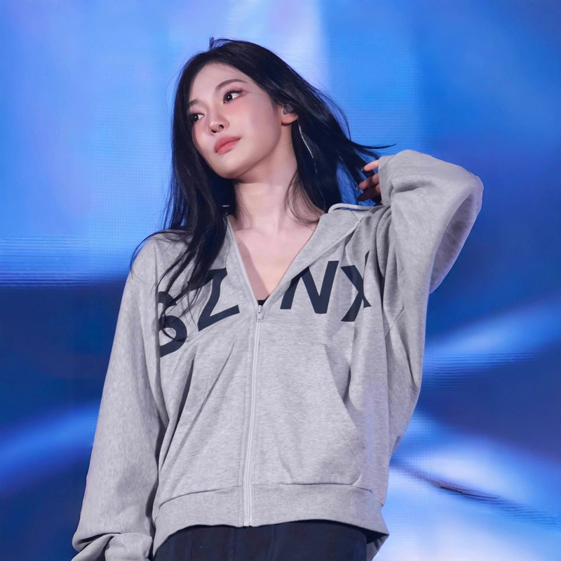 Yeezy Kanye Kanye Ning Yizhuo Same Style Gray China Loose Zipper Hooded Sweatshirt Jacket Hoodie for Men Yeezy Kanye Kanye Ning Yizhuo Same Style Gray China Loose Zipper Hooded Sweatshirt Jacket Hoodie for Men