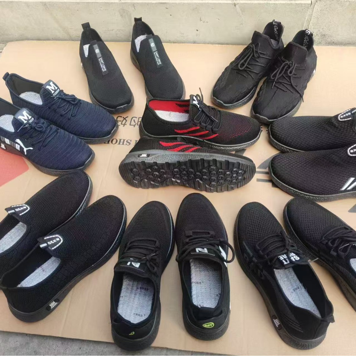 Clearance Sale Special Mixed Styles Spring and Autumn Casual Sports Shoes for Men Old Beijing Cloth Shoes Mesh Flyknit Shoes Men's Street Shoes