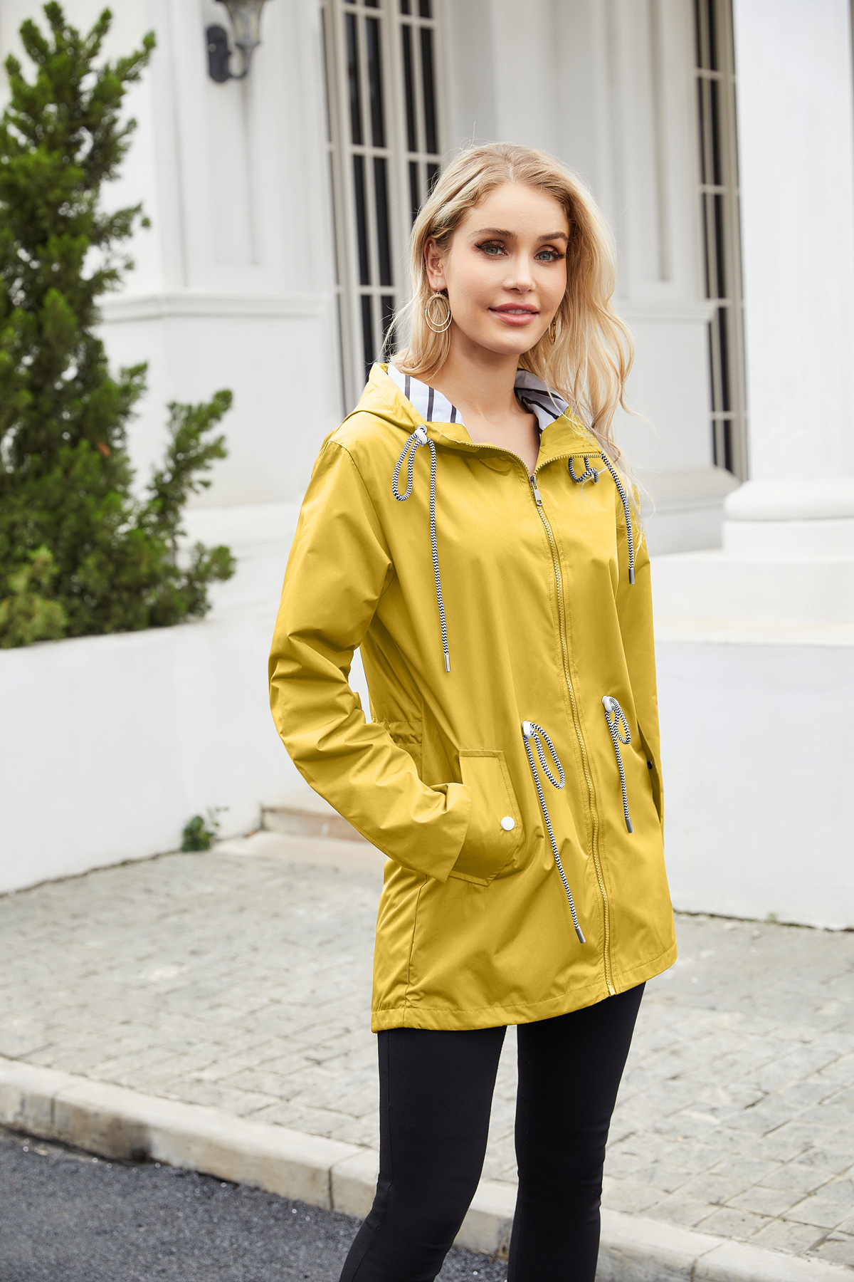 nieuwe lange mouwen anti-spatwater lange windjack dames capuchon gestreepte regenjas cross border plus size dameskleding_voghion.com