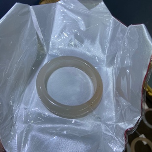 Jin Yu Tang Xinjiang exquisite gold silk jade ice bottom boutique goods head color super beautiful natural color beautiful